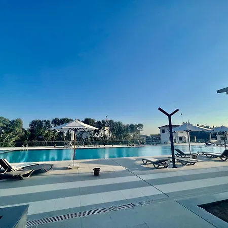 Sea Breeze Suites By The Coast * Vokolidha