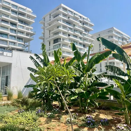 Sea Breeze Suites By The Coast Vokolidha