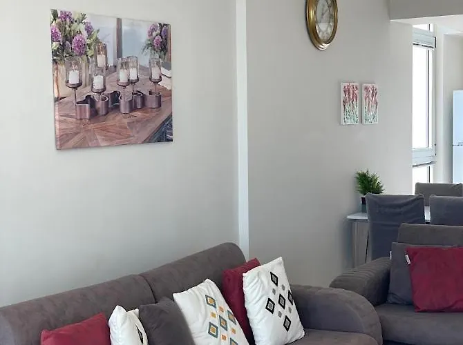 Sea Breeze By The Coast Vokolidha