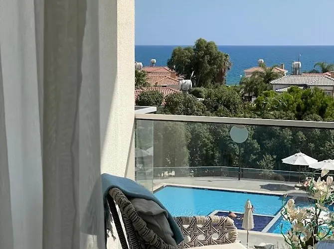 Sea Breeze By The Coast Apartmán Vokolidha